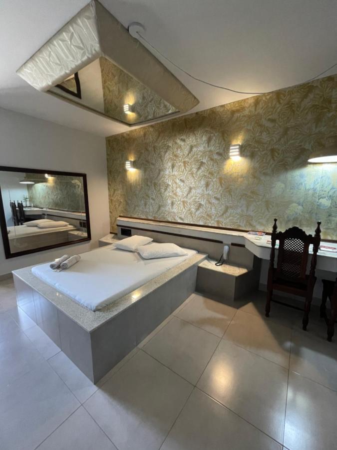 Teófilo Otoni Motel Village מראה חיצוני תמונה